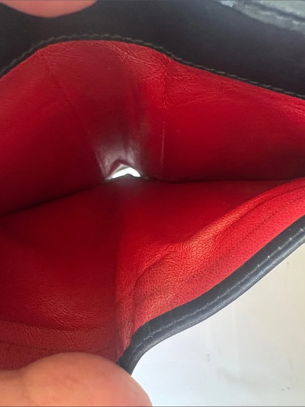Vintage Gucci Black Horsebit Clasp Bifold Wallet